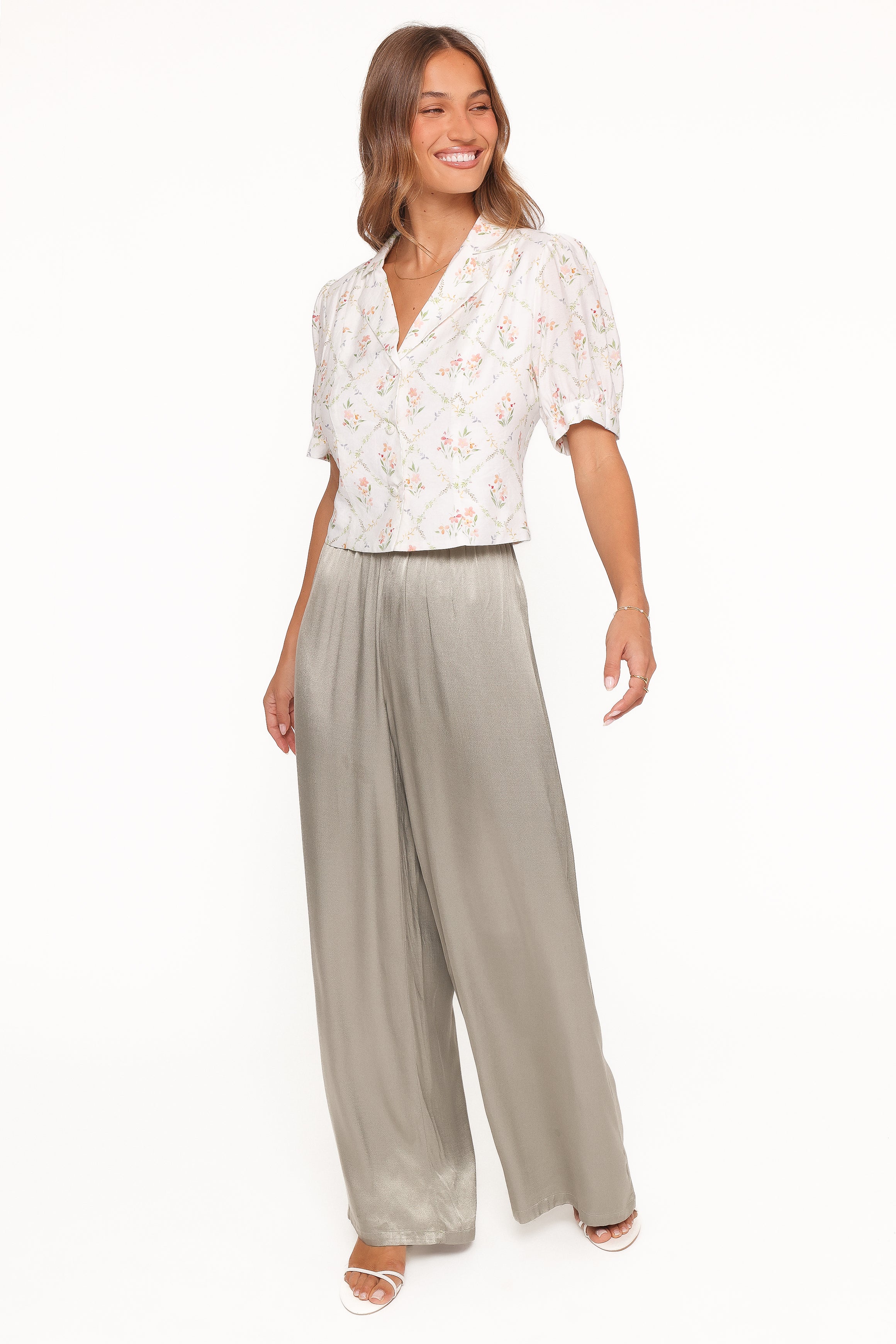 TOPS Steele Button Front Top - White Vintage Floral