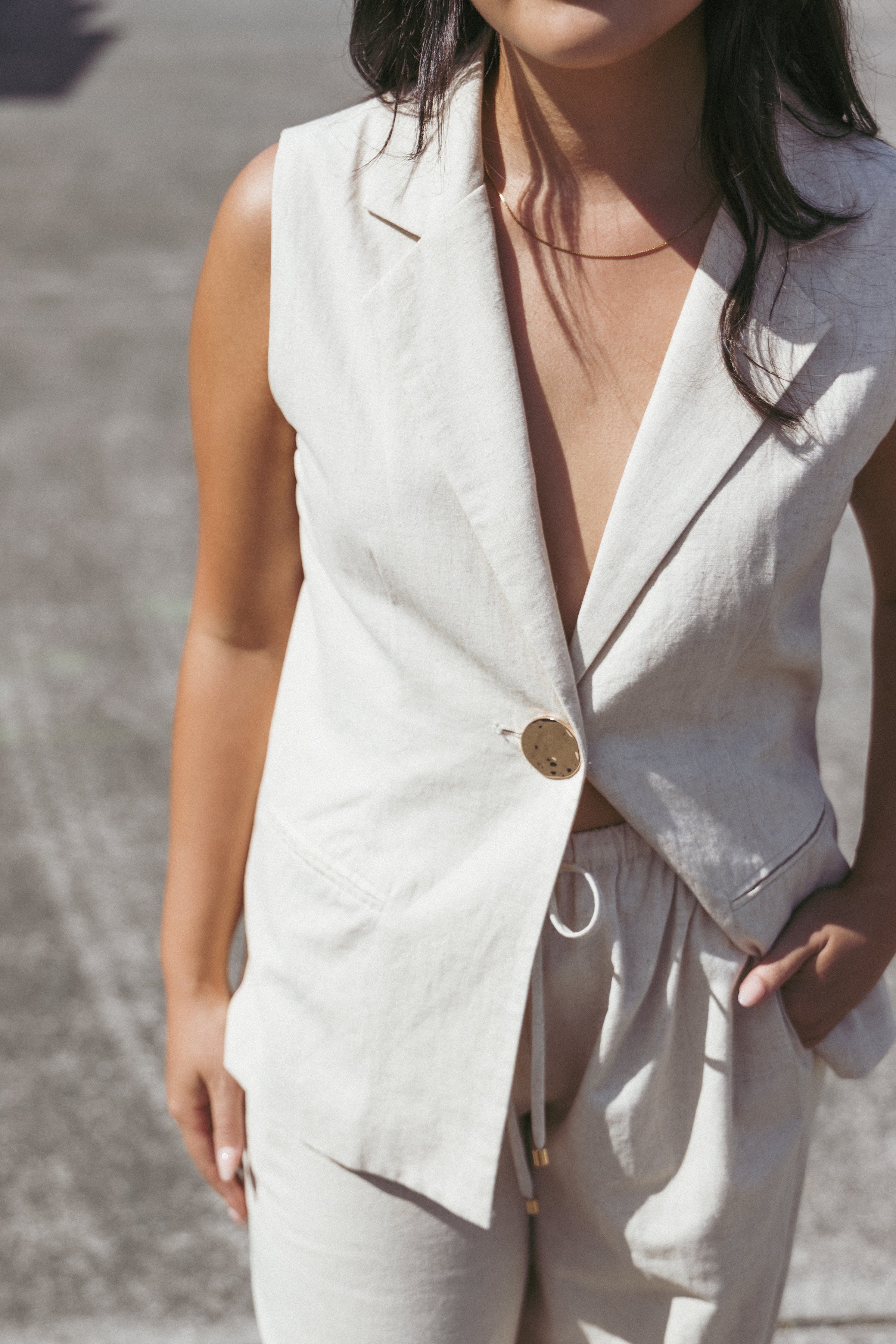 TOPS Trula Vest - Oatmeal