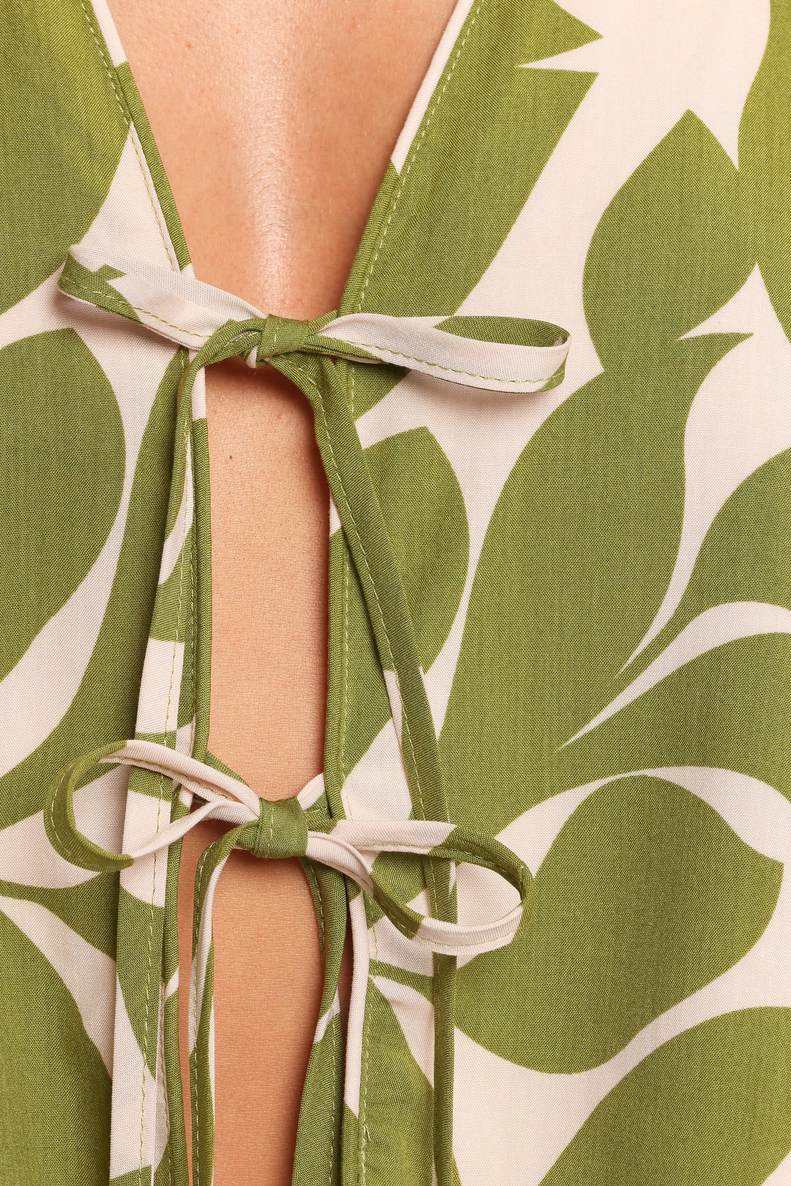 TOPS Valia Tie Top - Green Floral