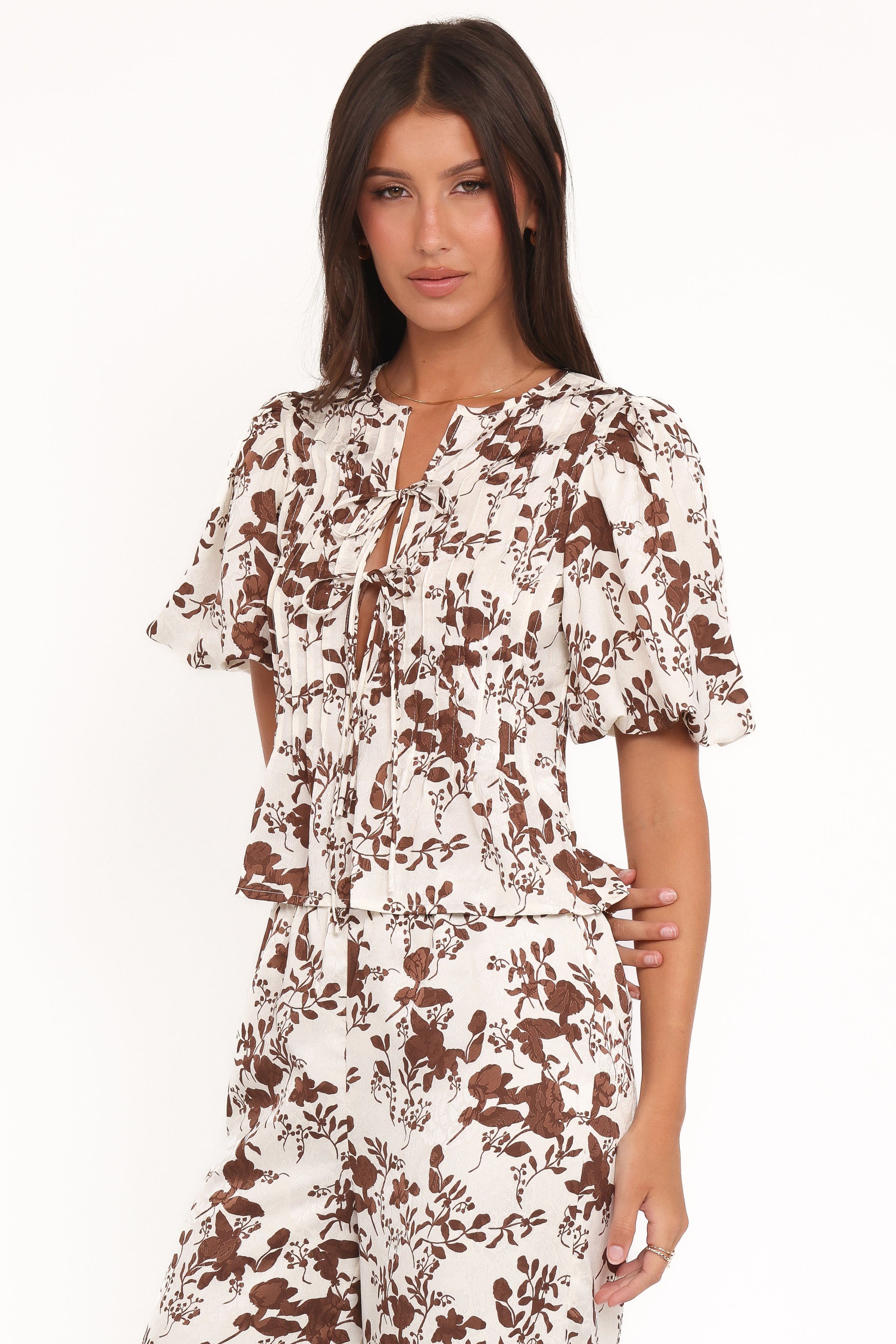 TOPS Winslet Top - Brown Floral