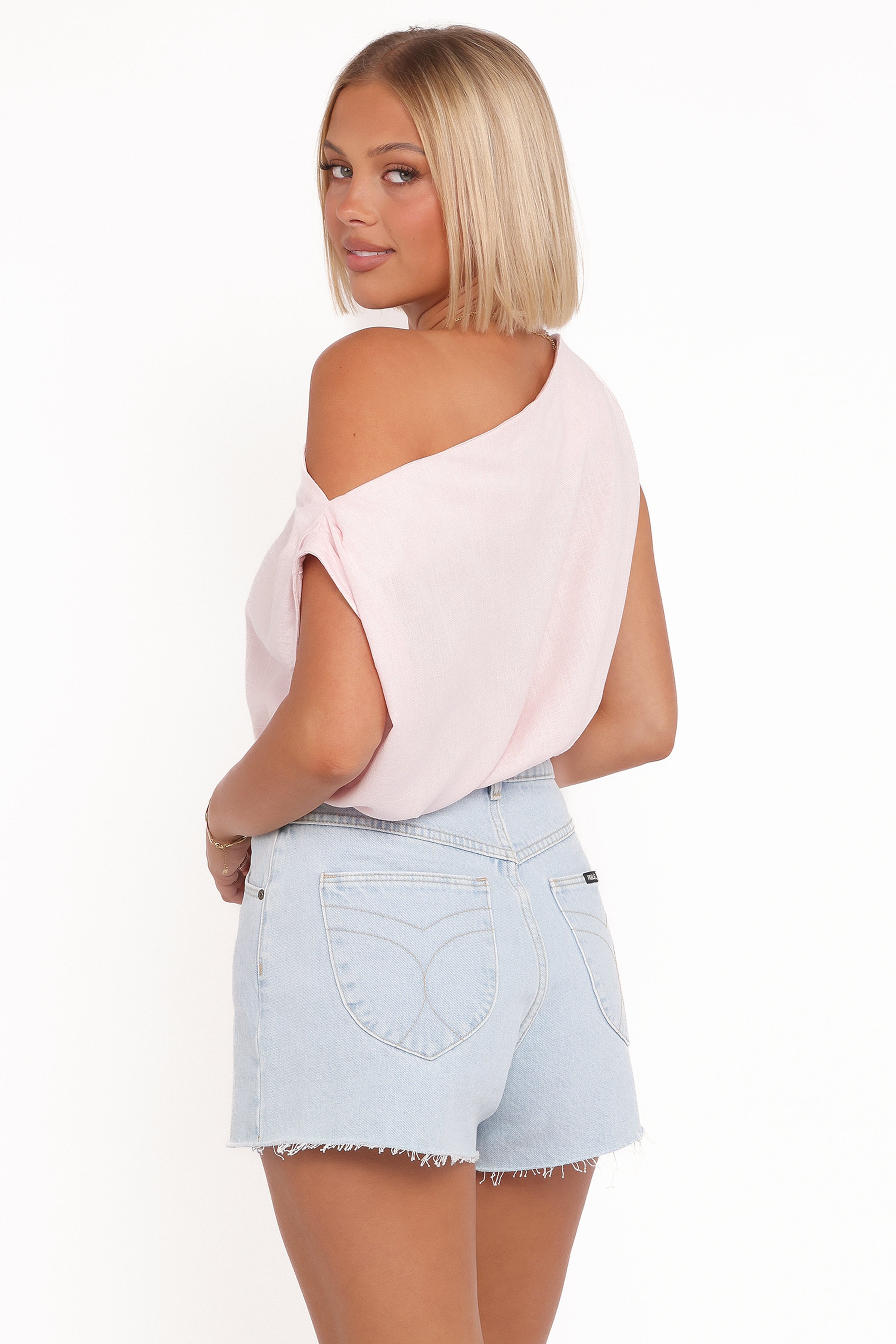 TOPS Zara Top - Light Pink