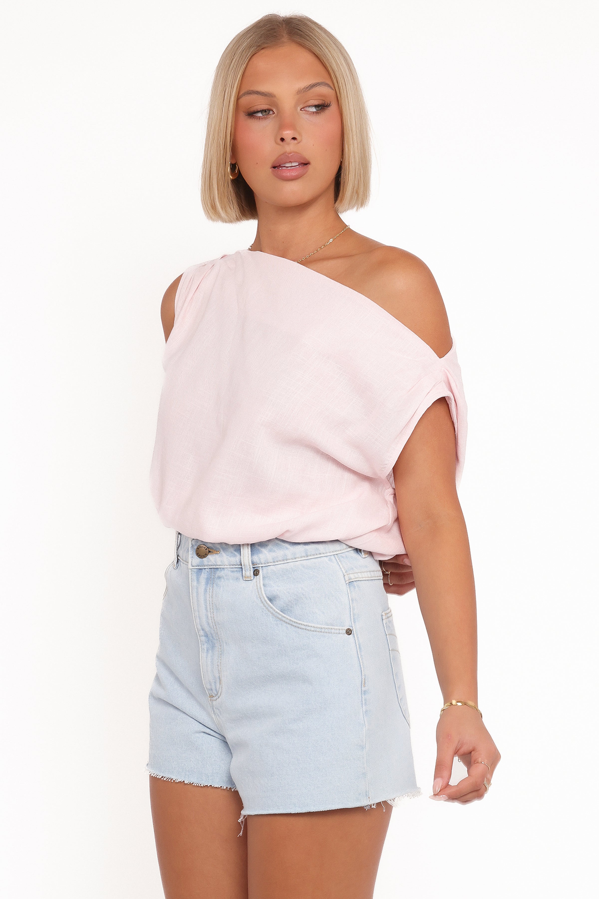 TOPS Zara Top - Light Pink