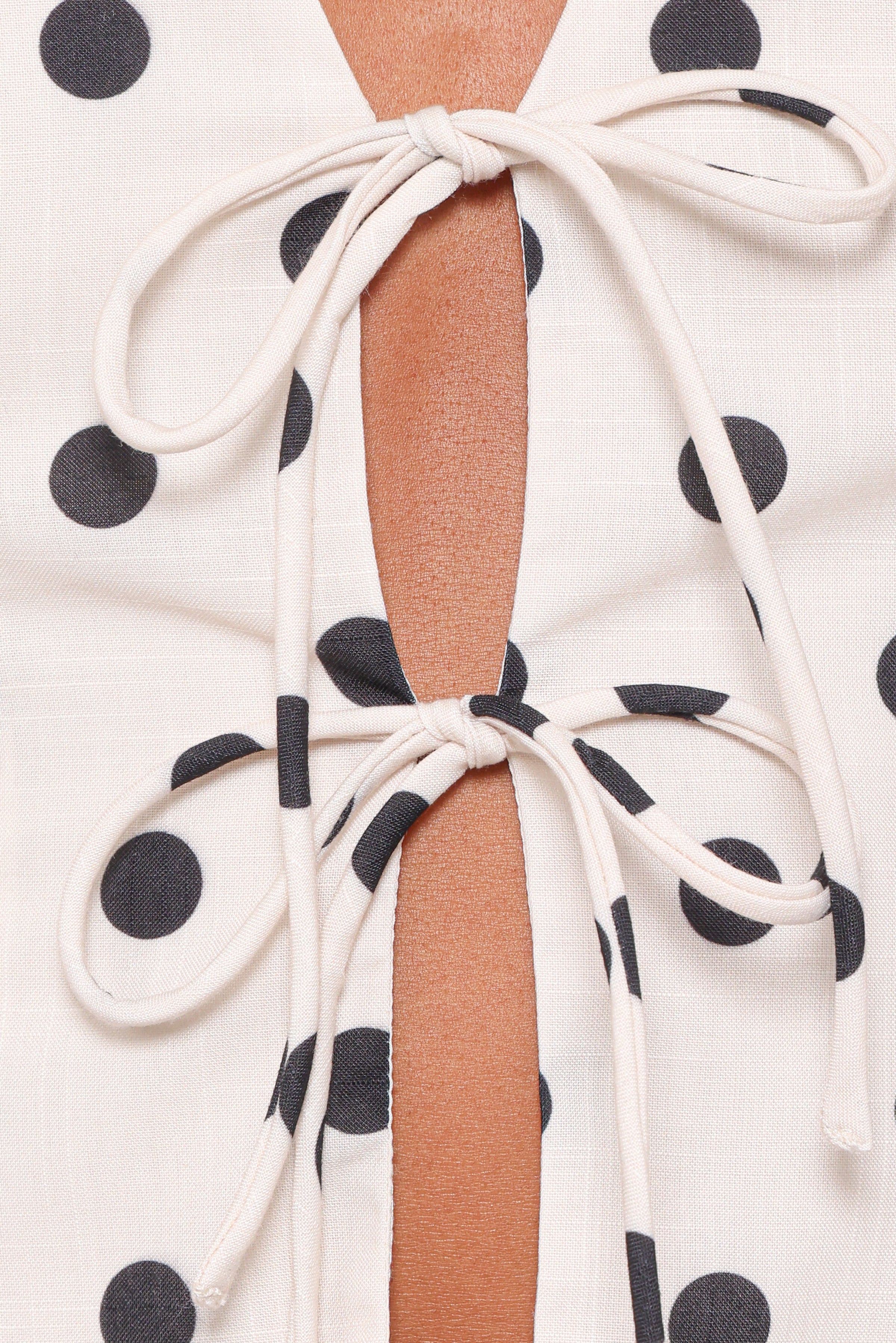 TOPS Zoie Tie Front Vest - Cream Polka Dot