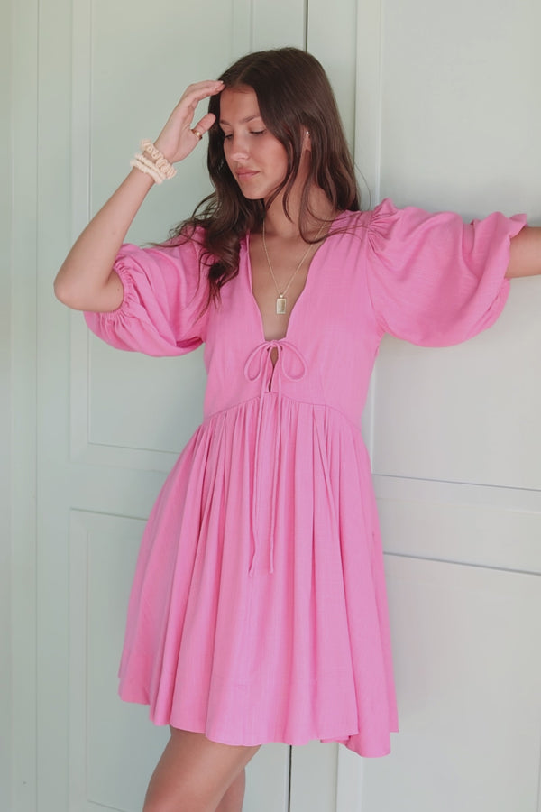 Emiko Scallop Mini Dress - Pink