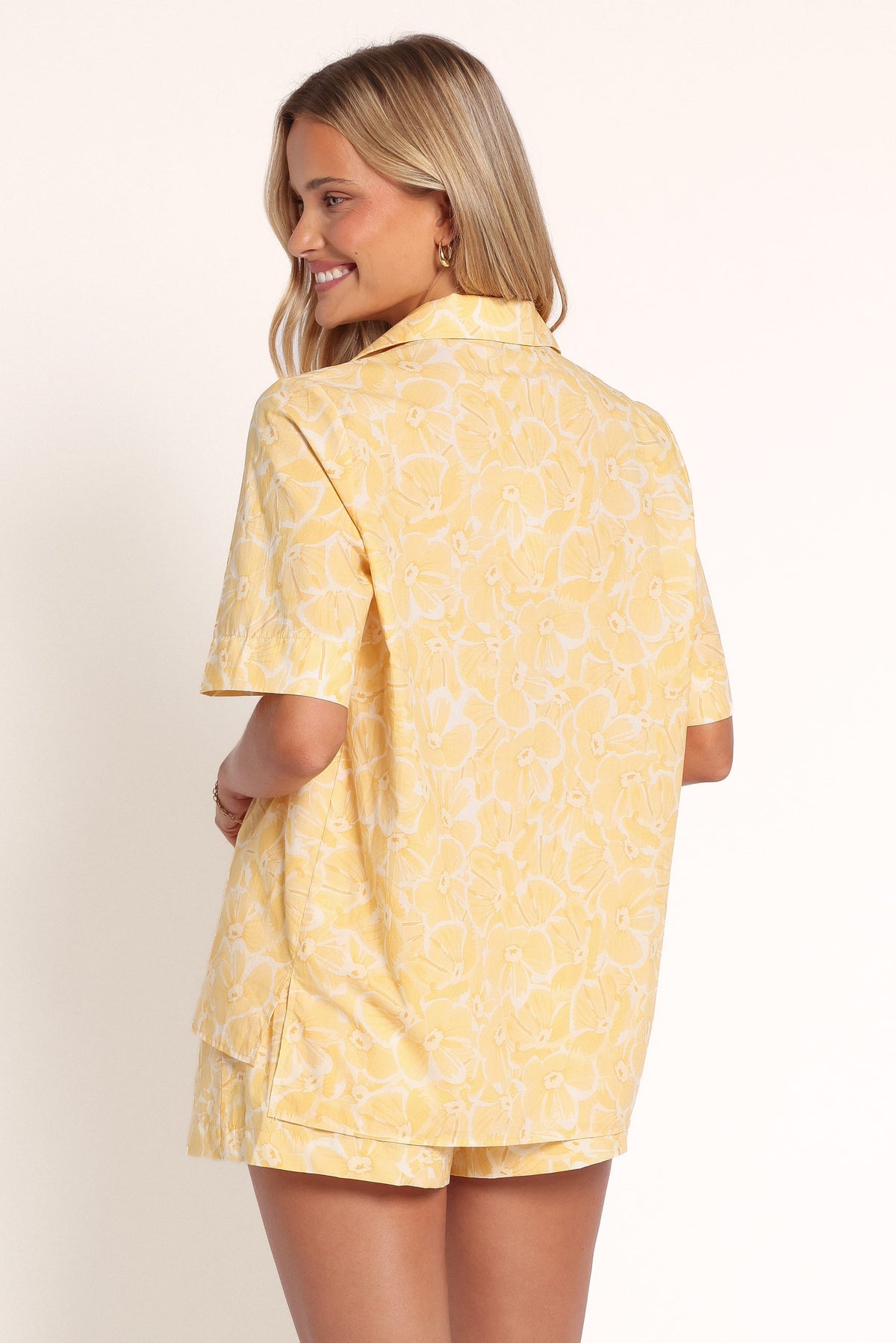 TOPS Aaliyah Cotton Tie Front Top - Yellow Floral