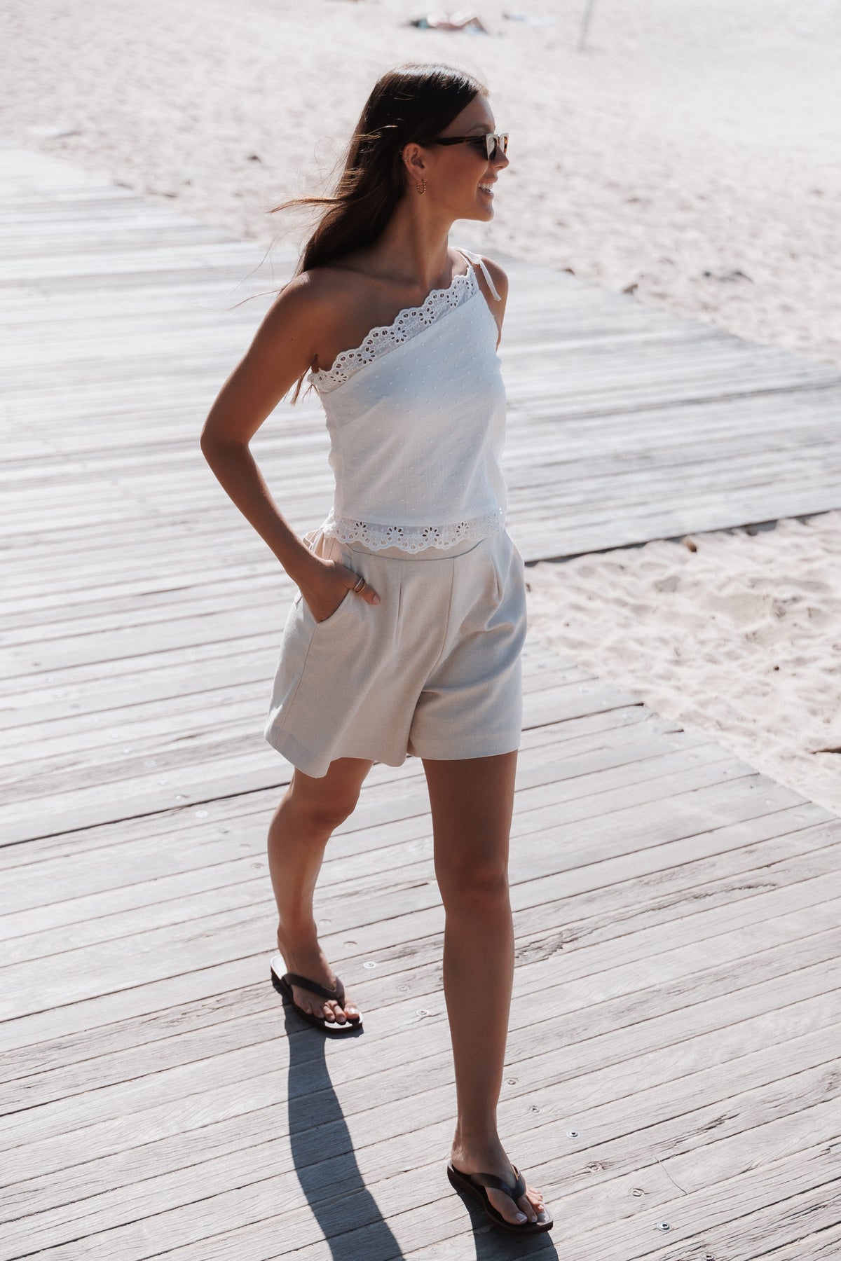 TOPS Bellamy One Shoulder Asymmetrical Top - White
