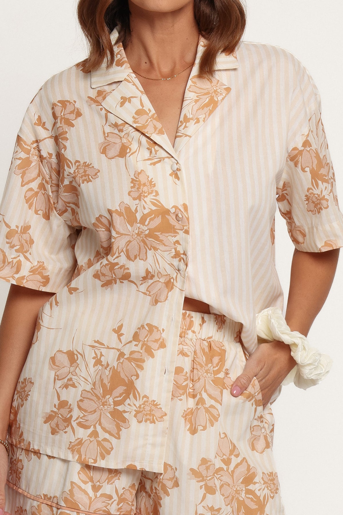 TOPS Desmond Short Sleeve Shirt - Floral Caramel Stripe