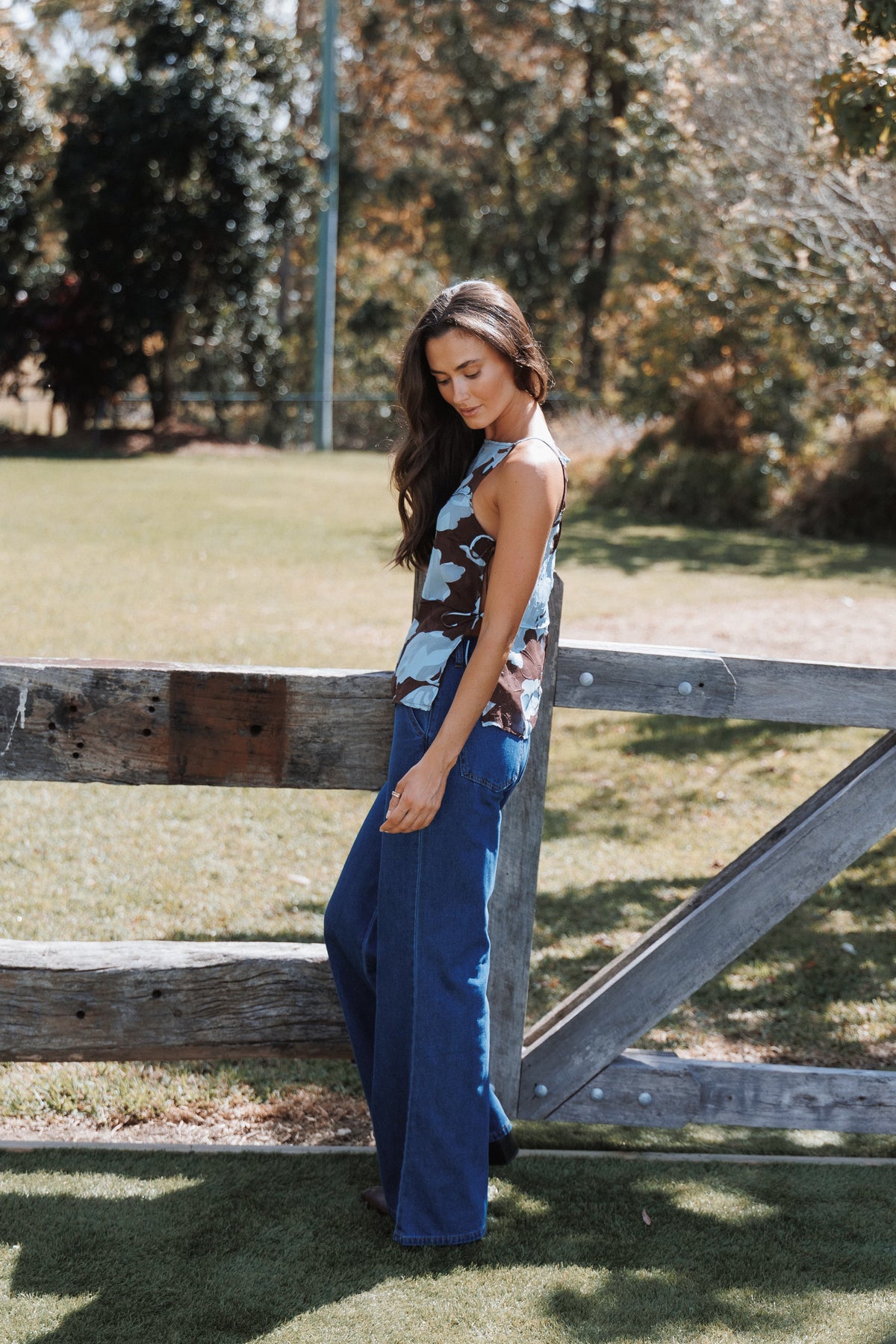 TOPS Minny Tie Detail Top - Blue Floral Burnout