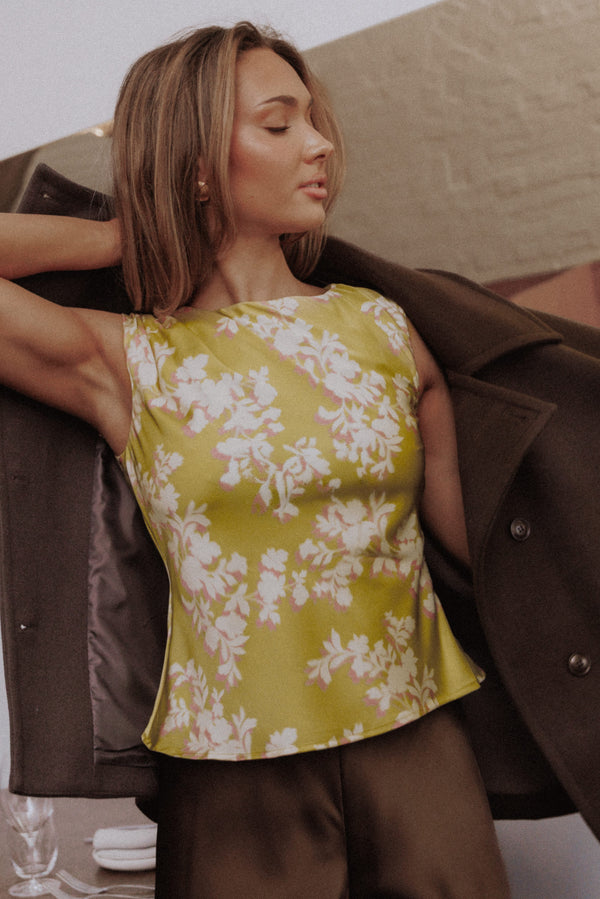 TOPS Richards Top - Green Rum Floral