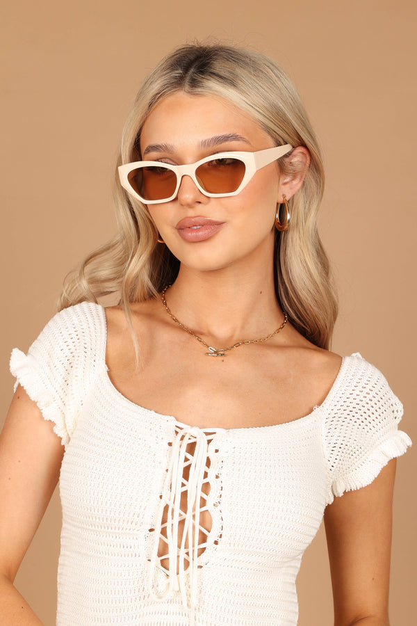 ACCESSORIES @Augie Sunglasses - Beige