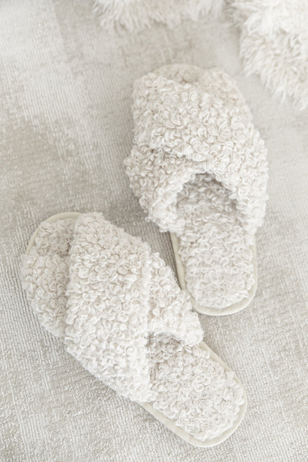 ACCESSORIES Charlotte Shearling Slippers - Beige