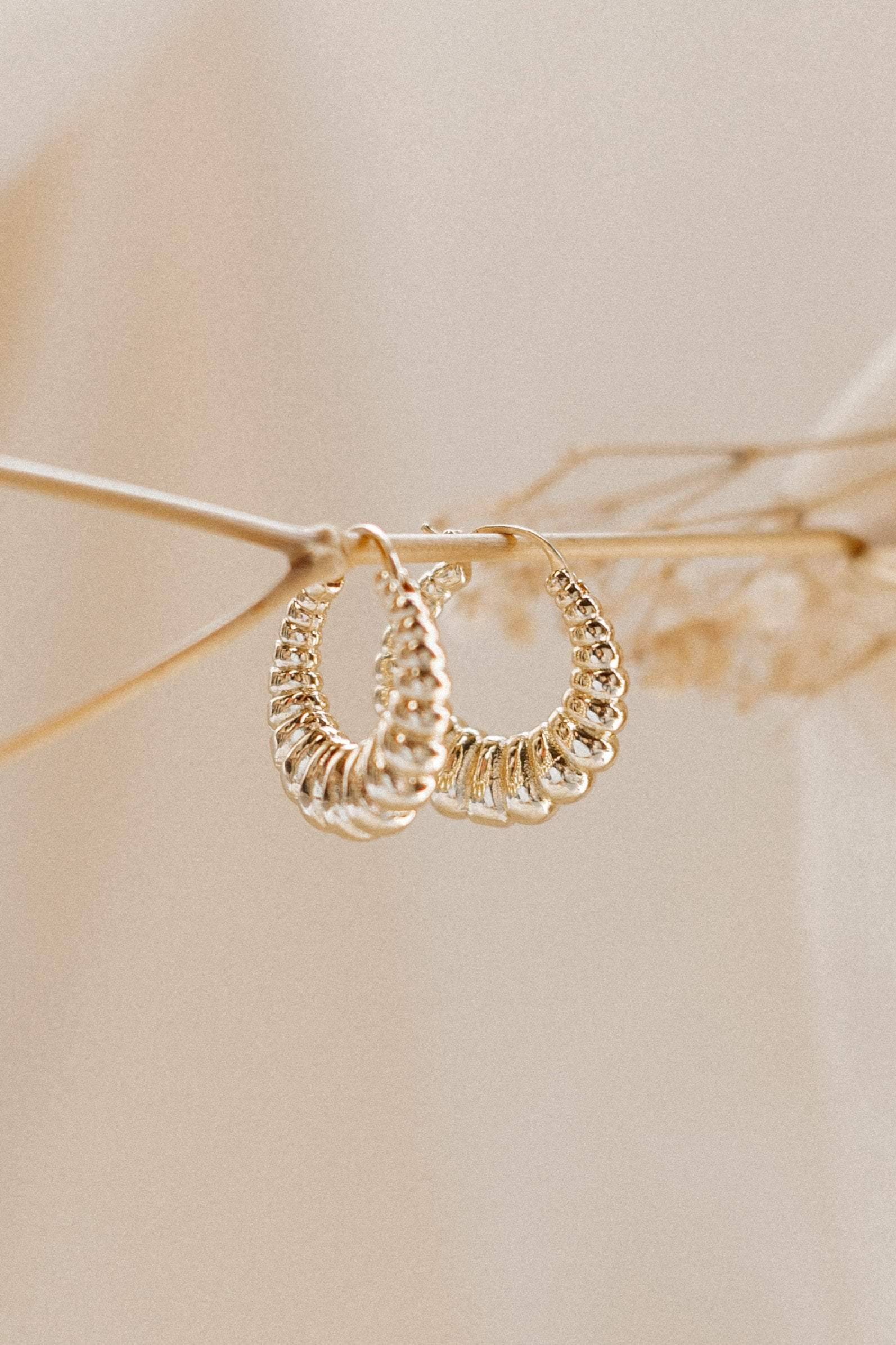 ACCESSORIES Jessa Earrings - Gold