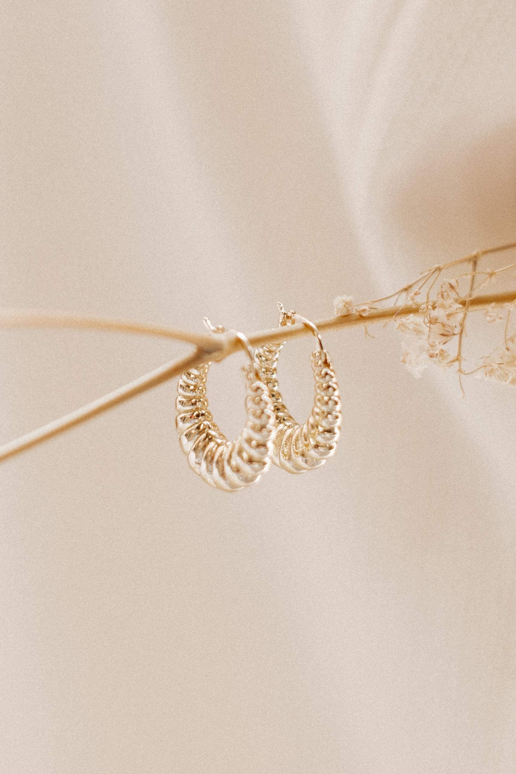 ACCESSORIES Jessa Earrings - Gold