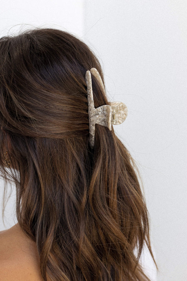 ACCESSORIES @Linnea Hairclip - Pearl Beige