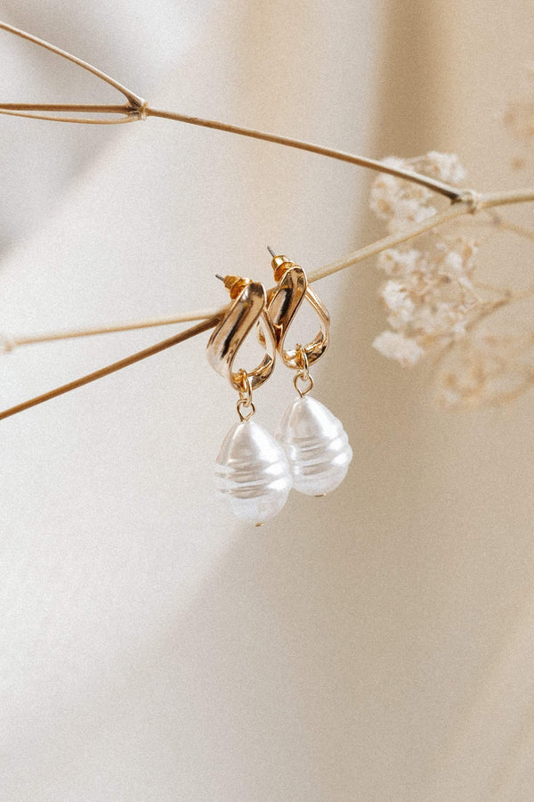 ACCESSORIES @Medella Earrings - Pearl