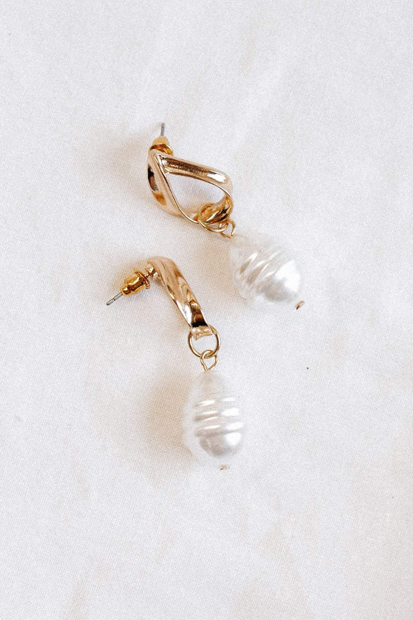 ACCESSORIES @Medella Earrings - Pearl