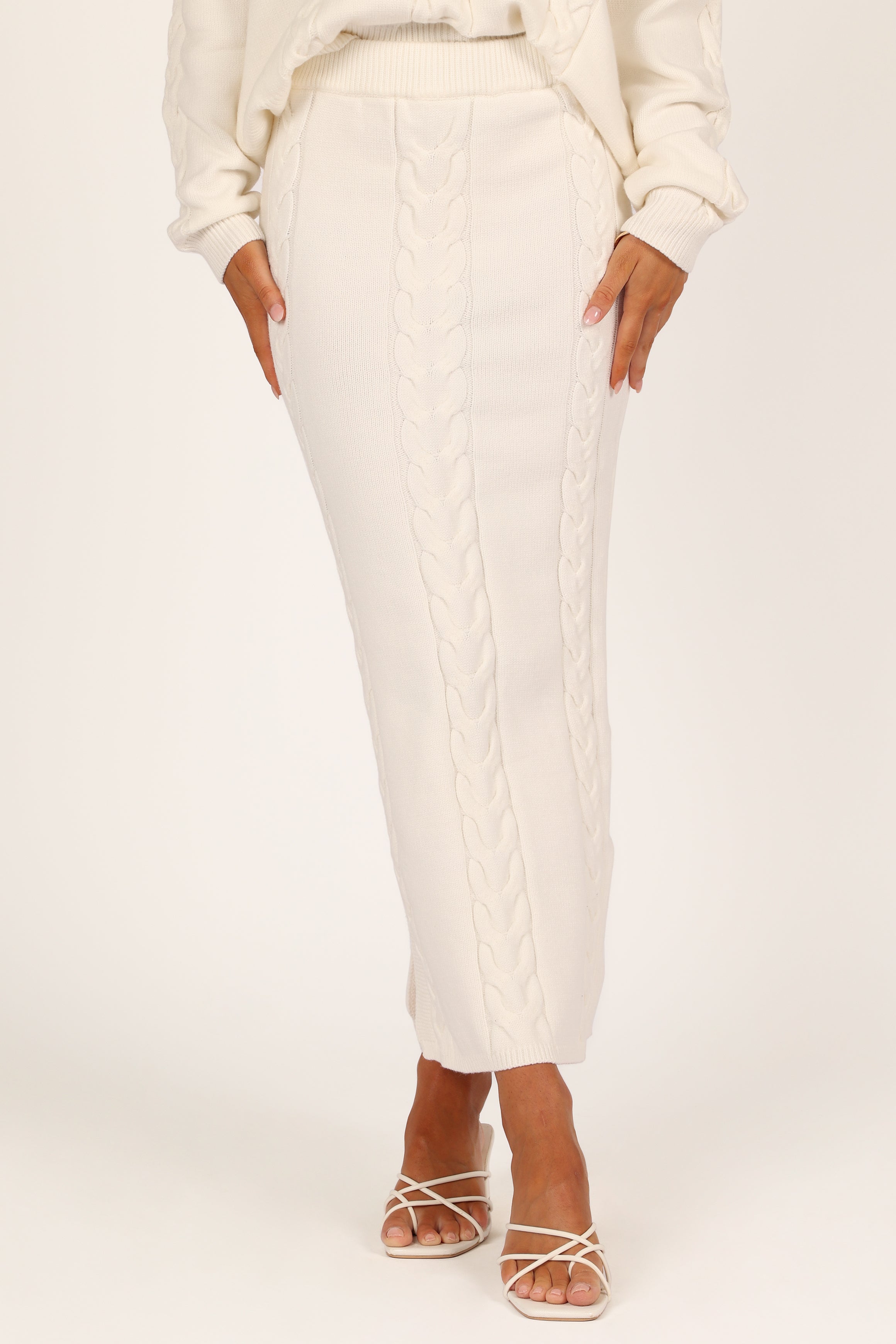 BOTTOMS @Aspen Cable Knit Skirt - White
