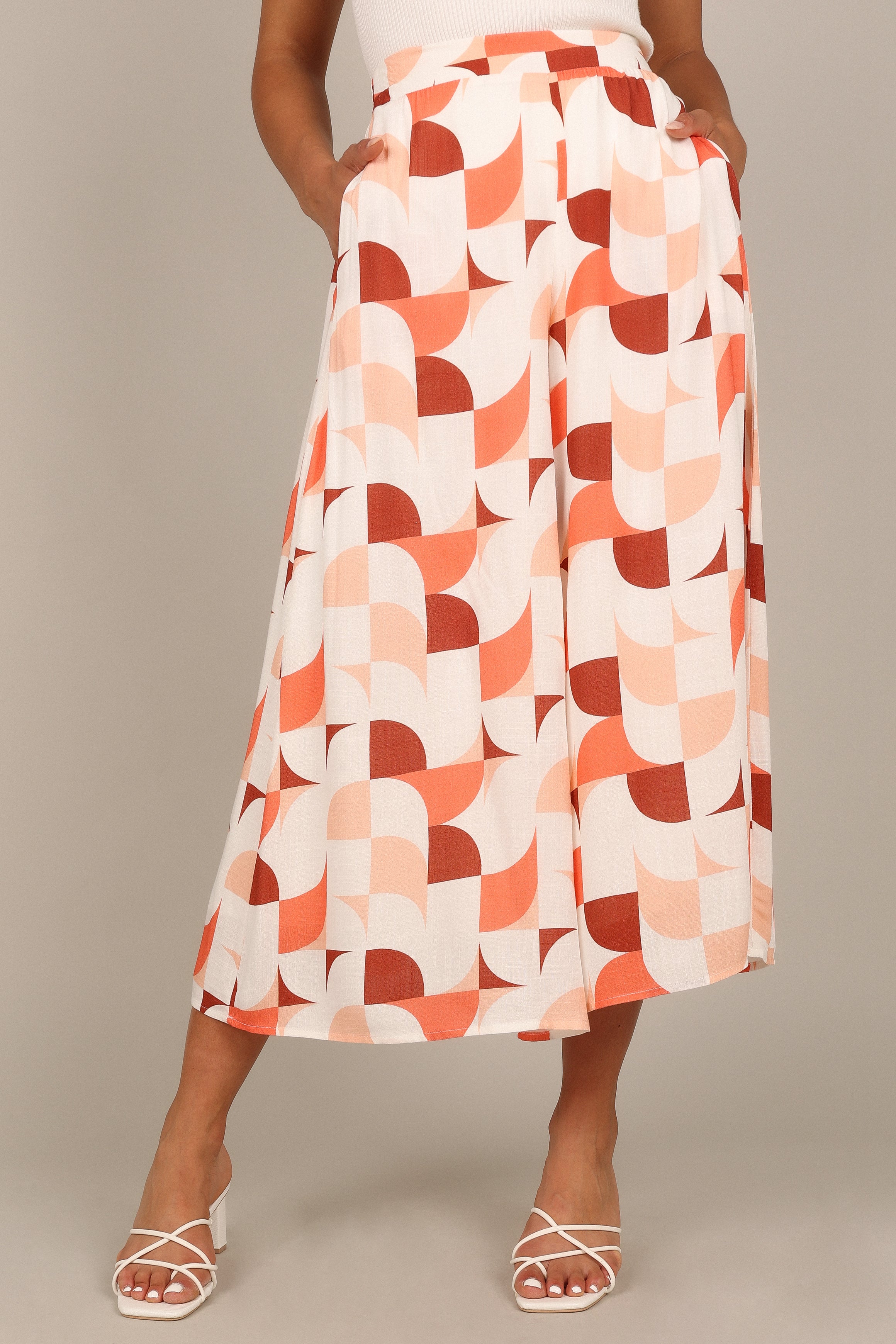 BOTTOMS @Cassandra High Waisted Pants - White Print