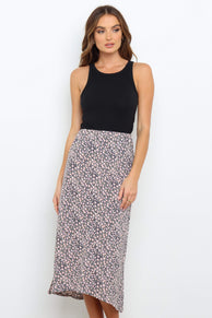 BOTTOMS Neavea Skirt - Pink