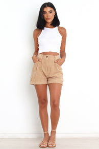 BOTTOMS @Talaren Shorts - Beige (waiting on bulk)
