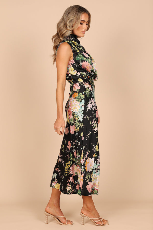 DRESSES @Anabelle Halter Neck Maxi Dress - Black Floral (waiting on bulk)