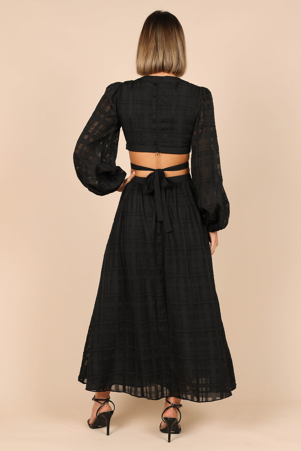 DRESSES @Aubra Textured Cut Out Maxi Dress - Black