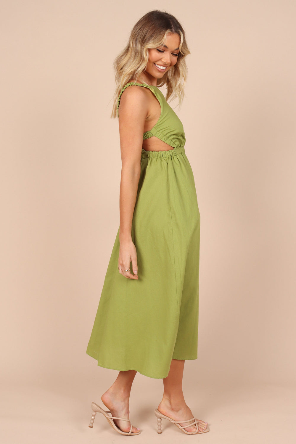 DRESSES @Aubrey Cutout Midi Dress - Green (waiting on bulk)