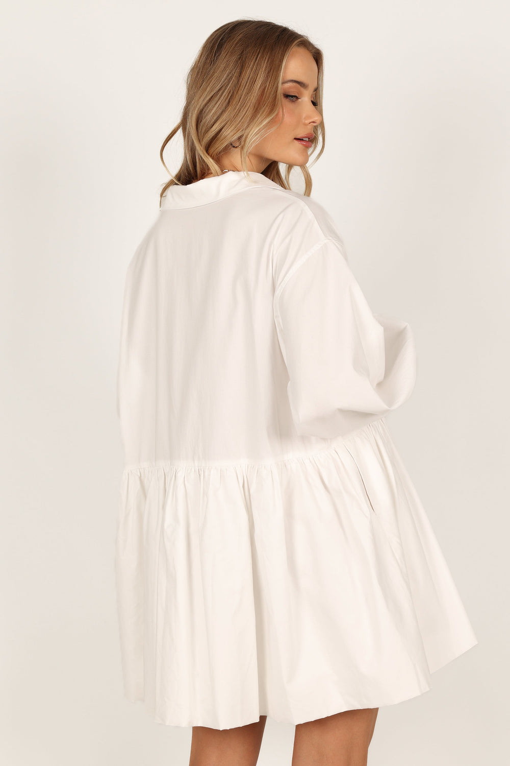 DRESSES @Daisy Long Sleeve Mini Dress - White (waiting on bulk)