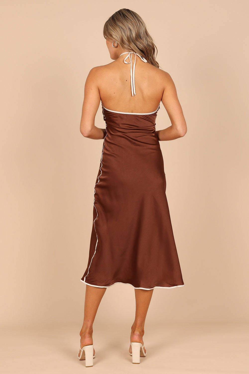 DRESSES @Jocelyn Contrast Strap Halter Neck Dress - Brown (waiting on bulk)
