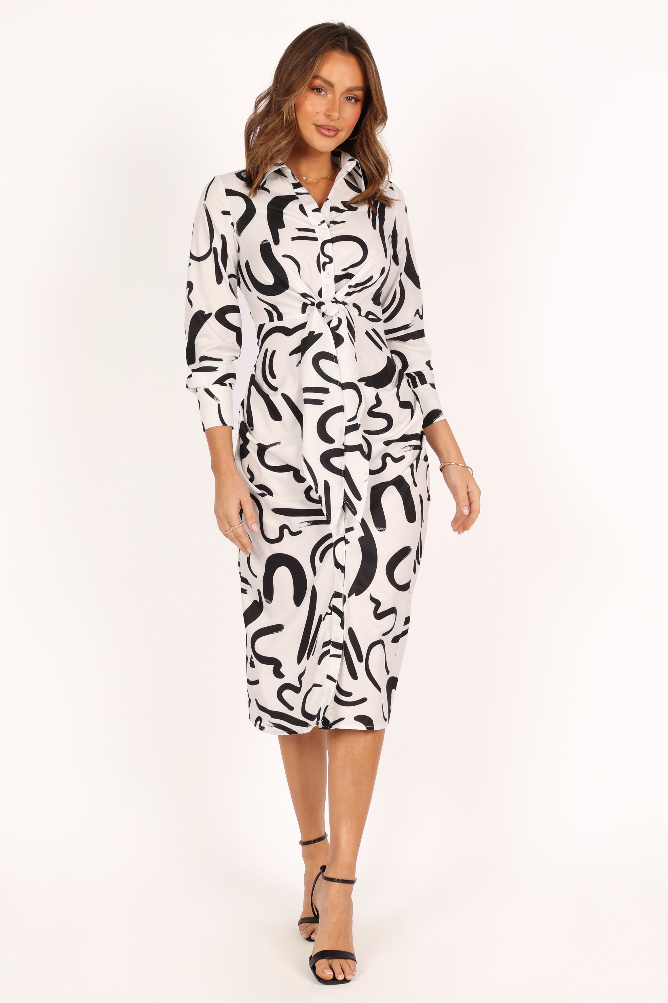 DRESSES @Minori Long Sleeve Midi Dress - White Black
