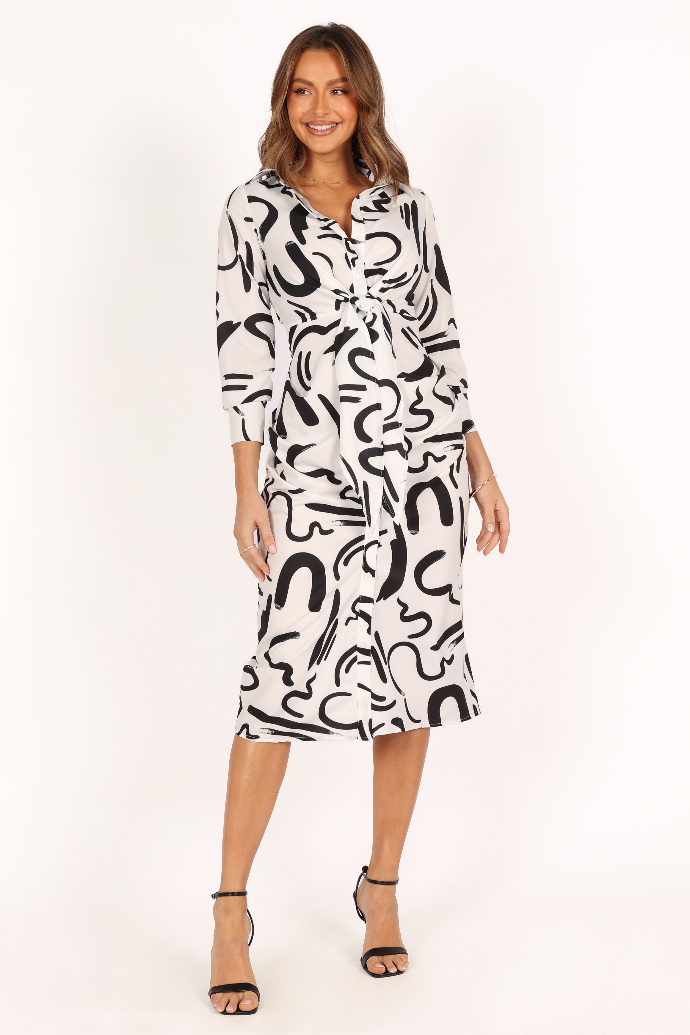 DRESSES @Minori Long Sleeve Midi Dress - White Black
