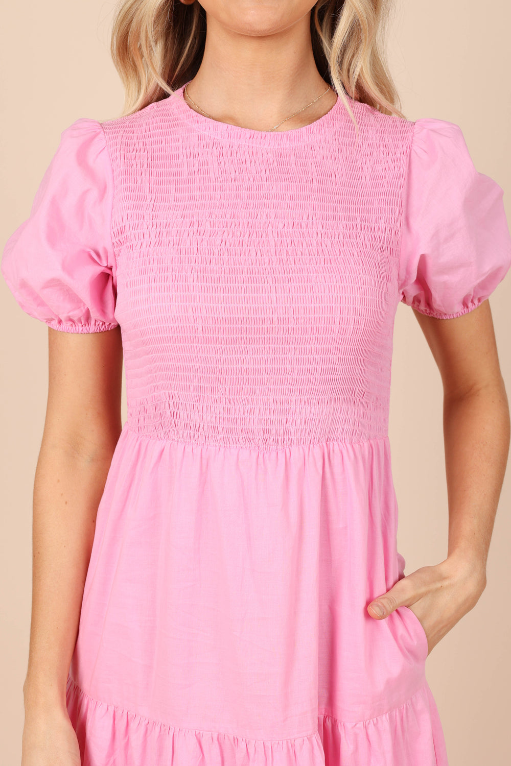 DRESSES @Naura Shirred Tiered Midi Dress - Pink