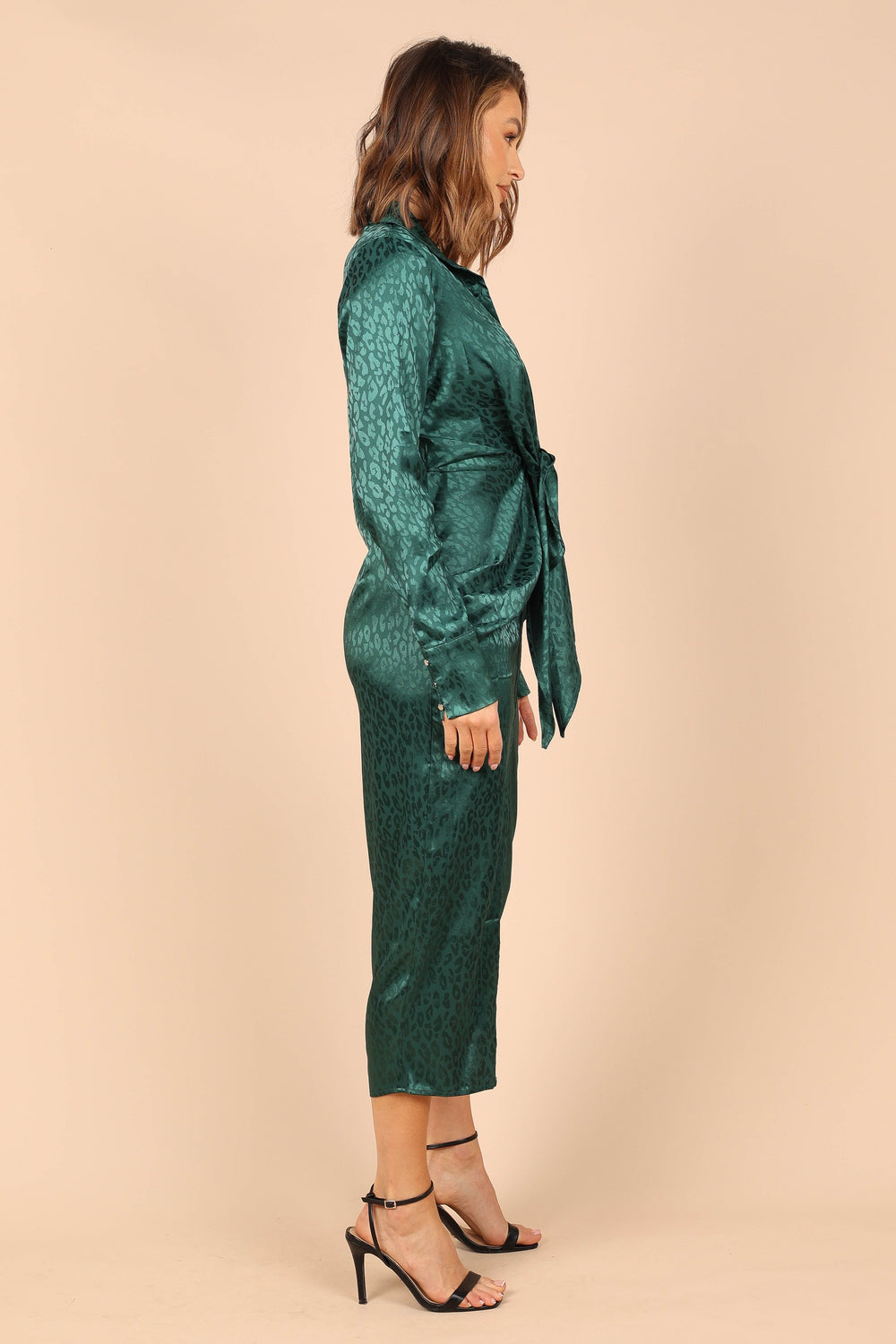DRESSES @Tanzy Long Sleeve Midi Dress - Emerald (waiting on bulk)