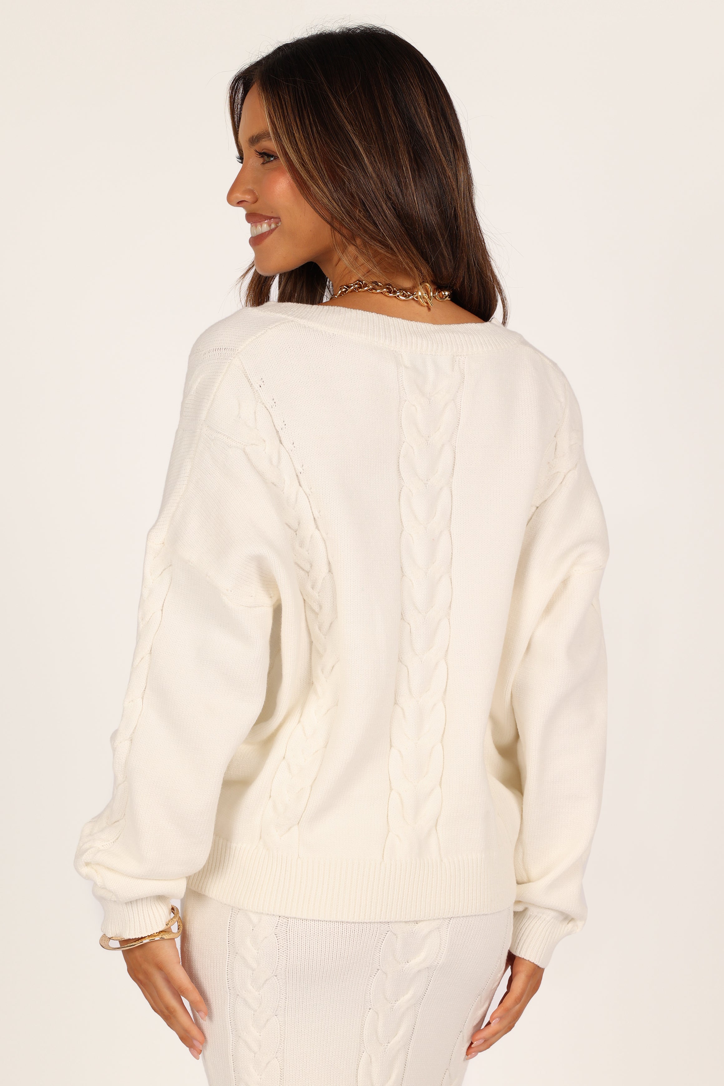 Knitwear @Aspen Cable Knit Sweater - White