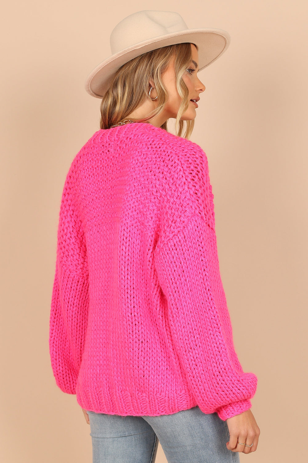 KNITWEAR @Cara Oversized Handknit Knit Sweater - Hot Pink