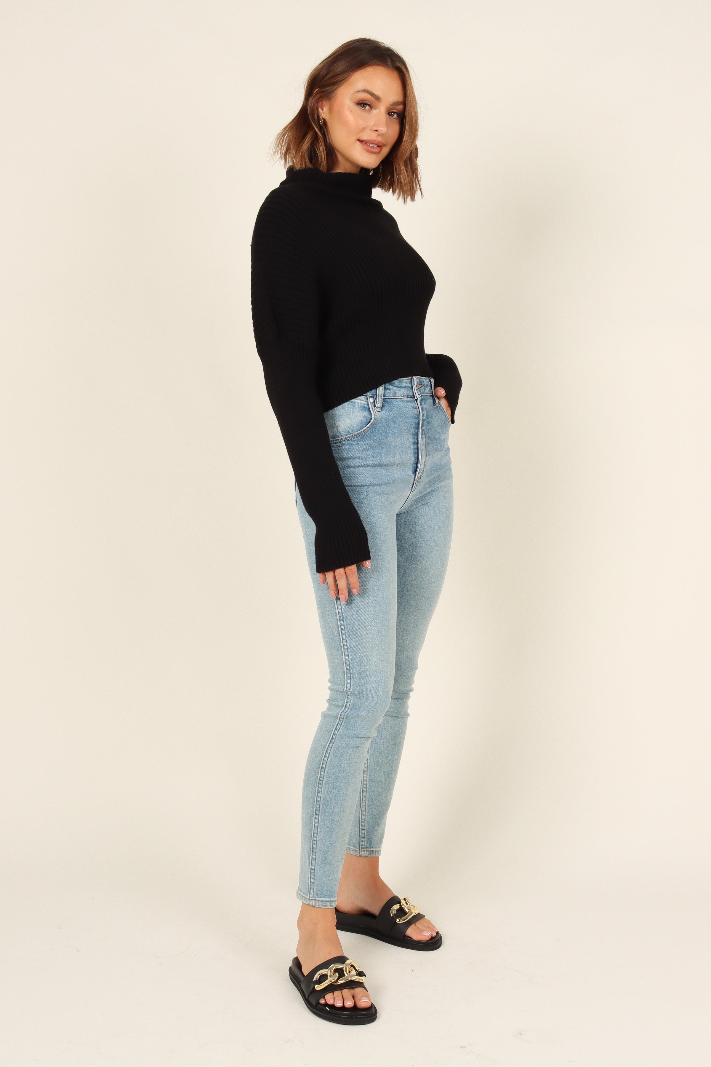 KNITWEAR Whitaker Knit Sweater - Black