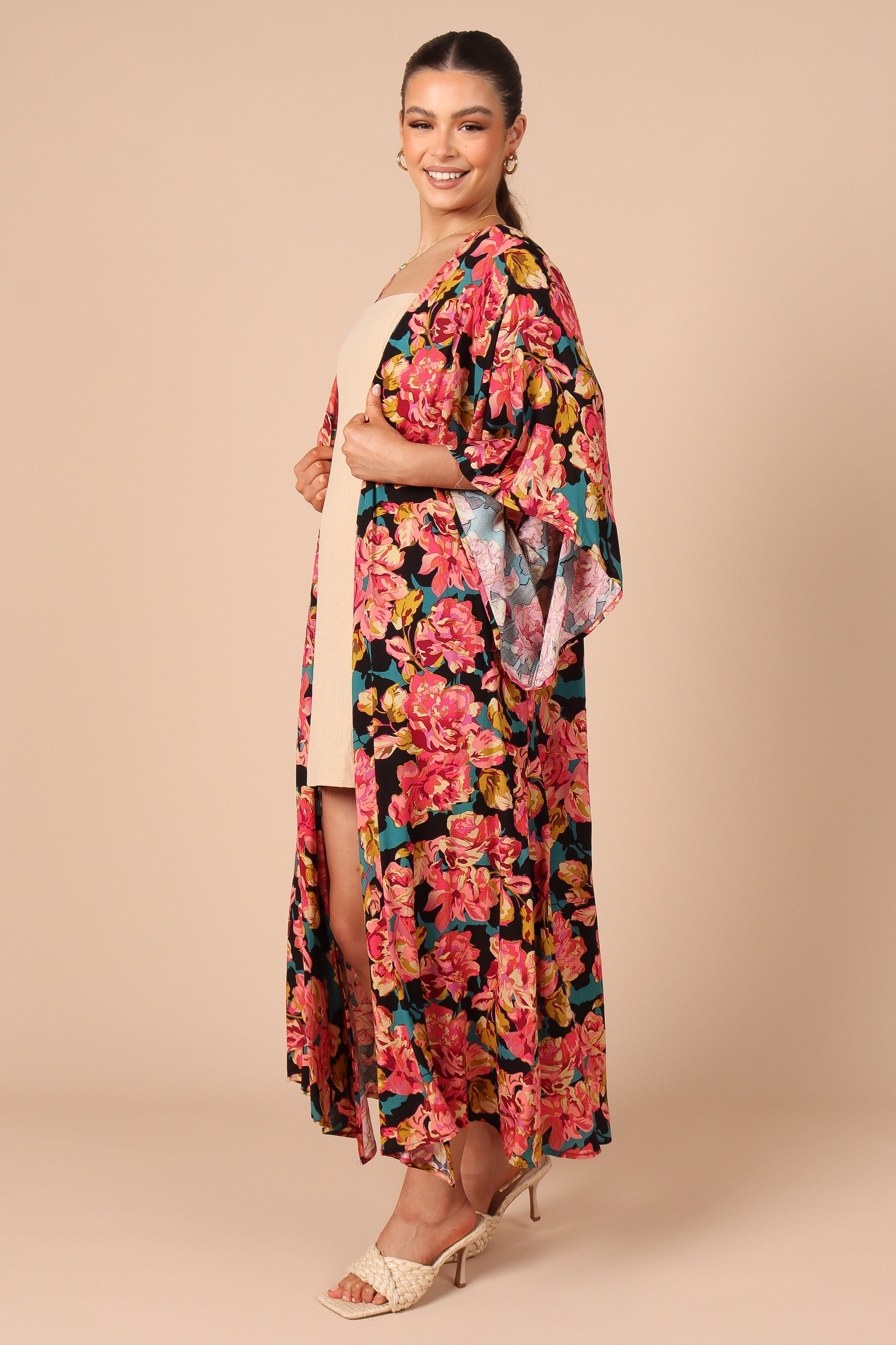 OUTERWEAR Mishka Kimono - Teal Floral