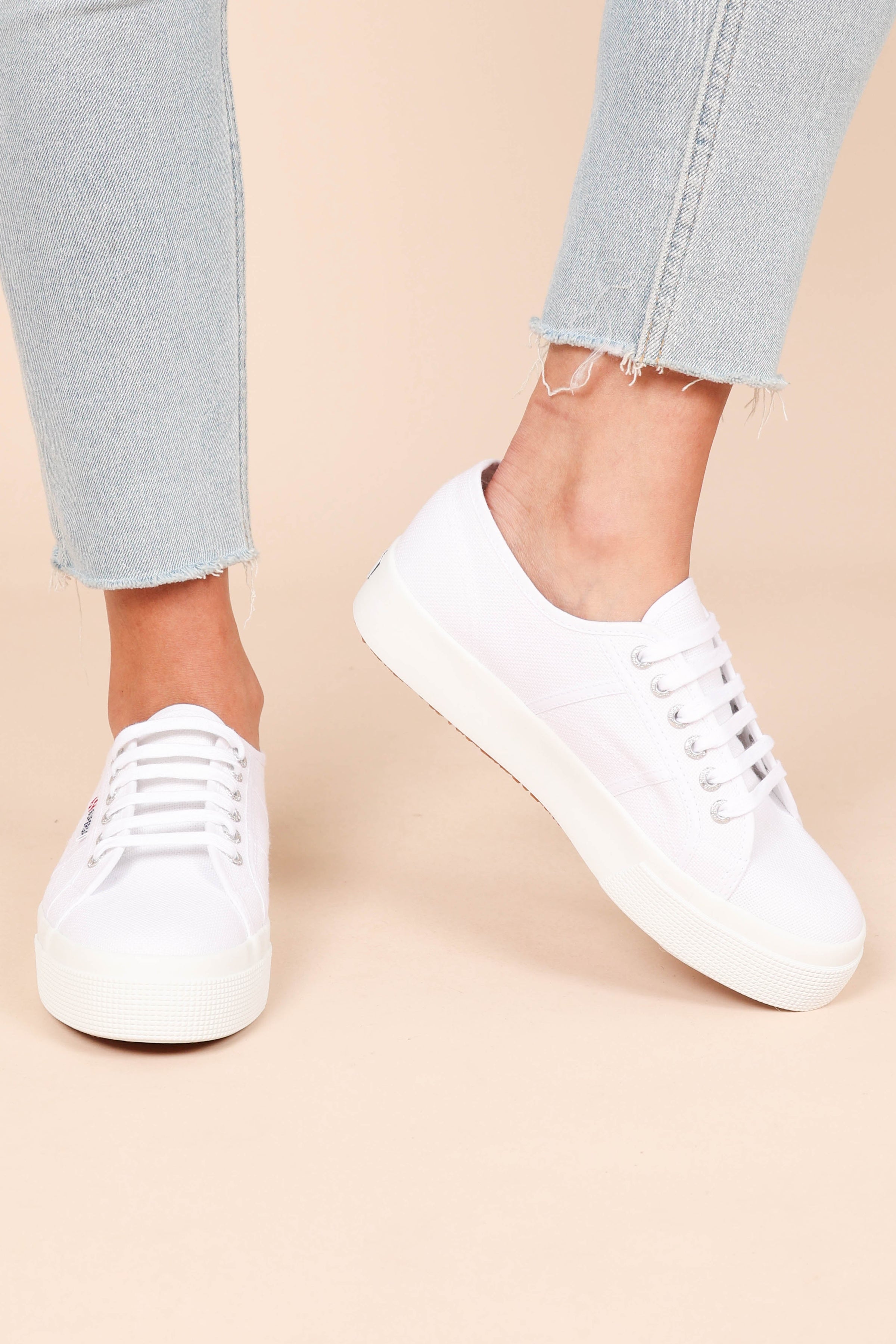 SHOES 2730 Cotu - White