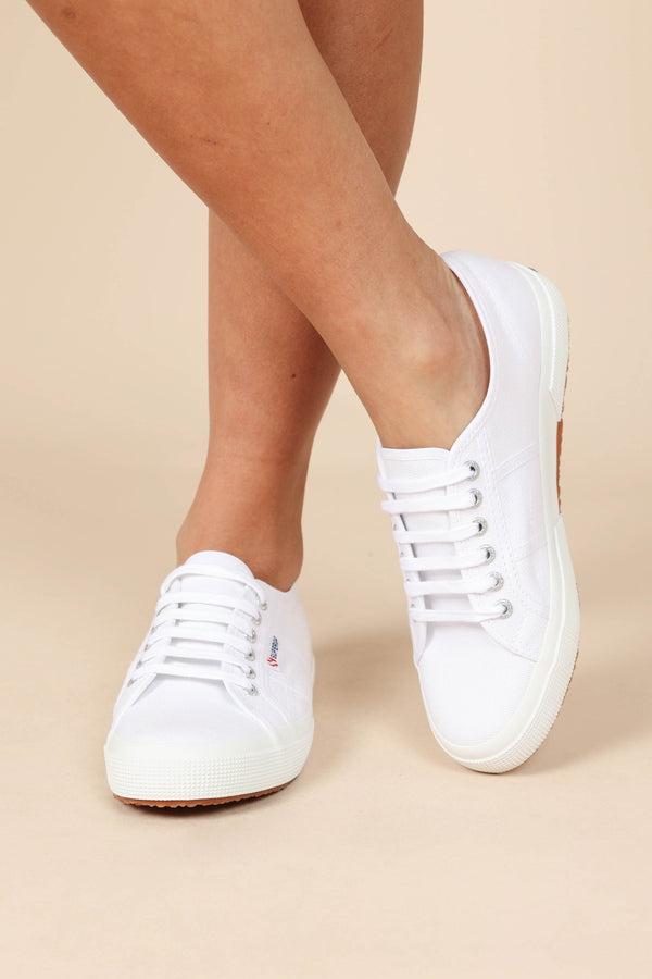 SHOES 2750 Cotu Classic - White