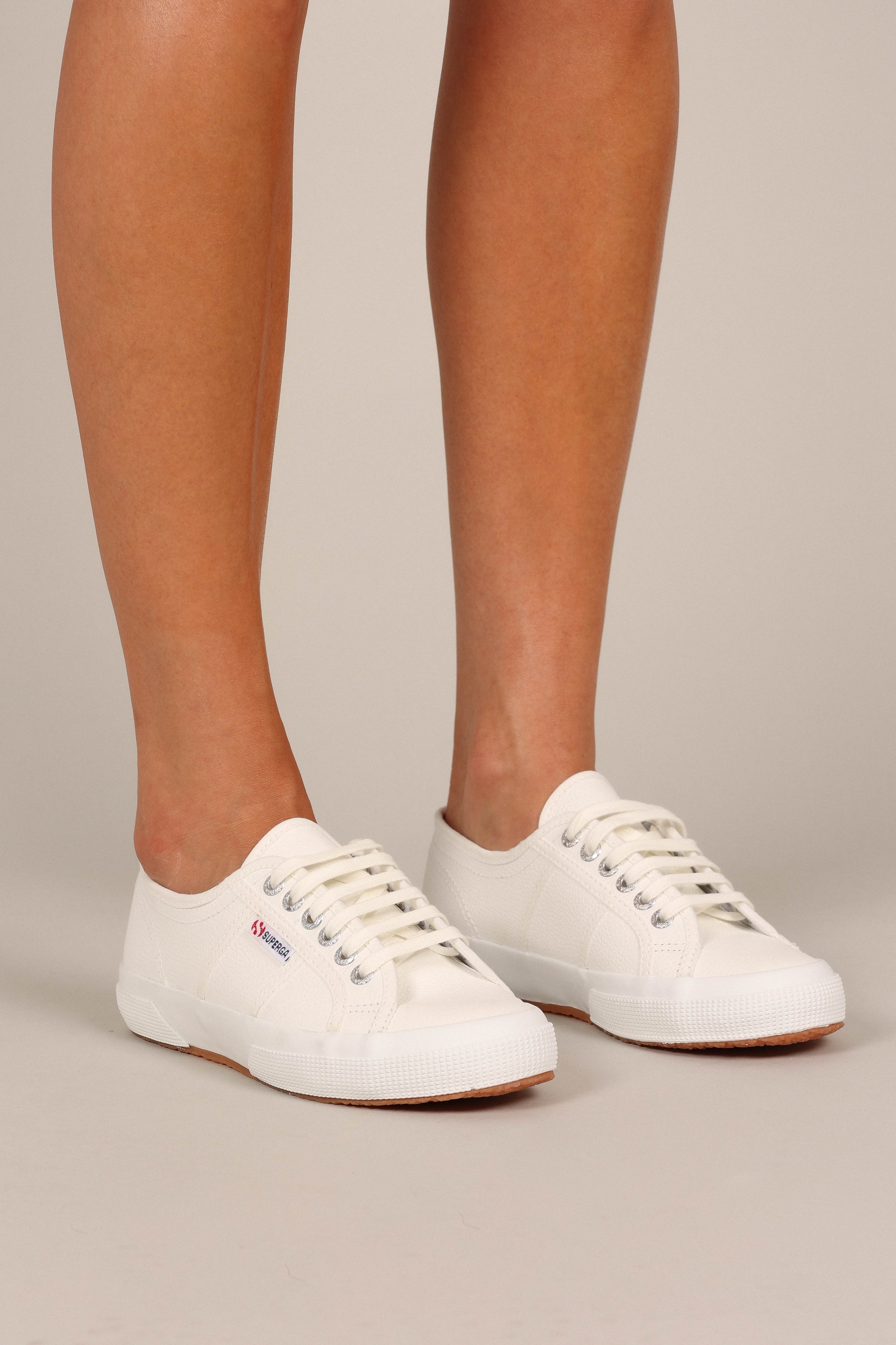 SHOES @2750 EFGLU - White