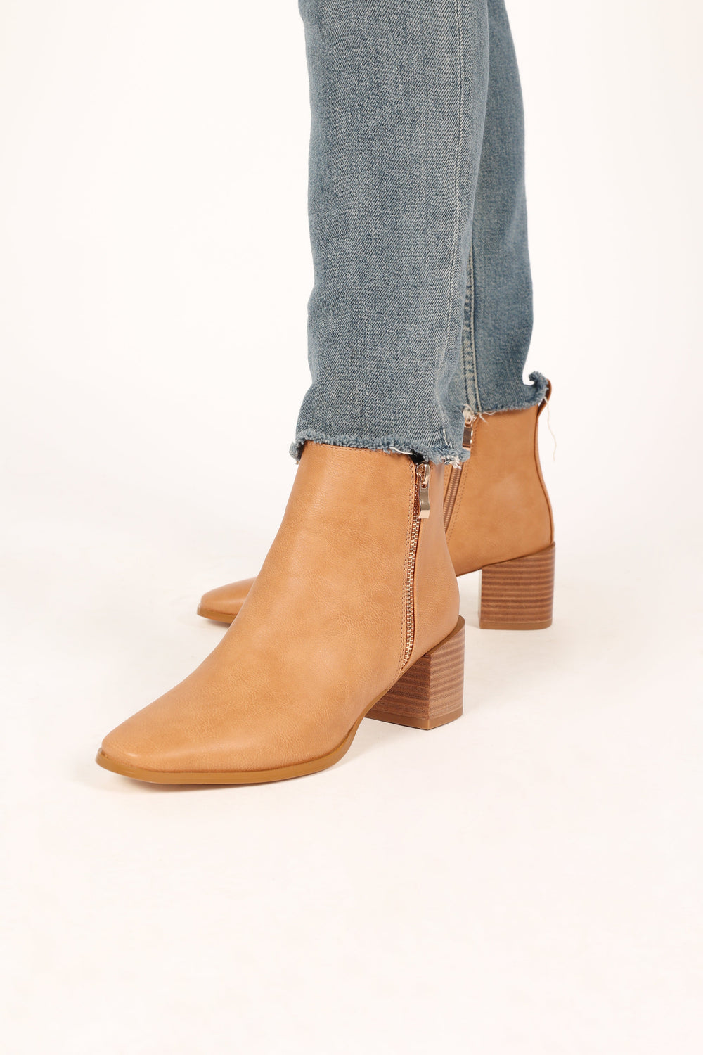 SHOES Oliver Ankle Boot - Camel