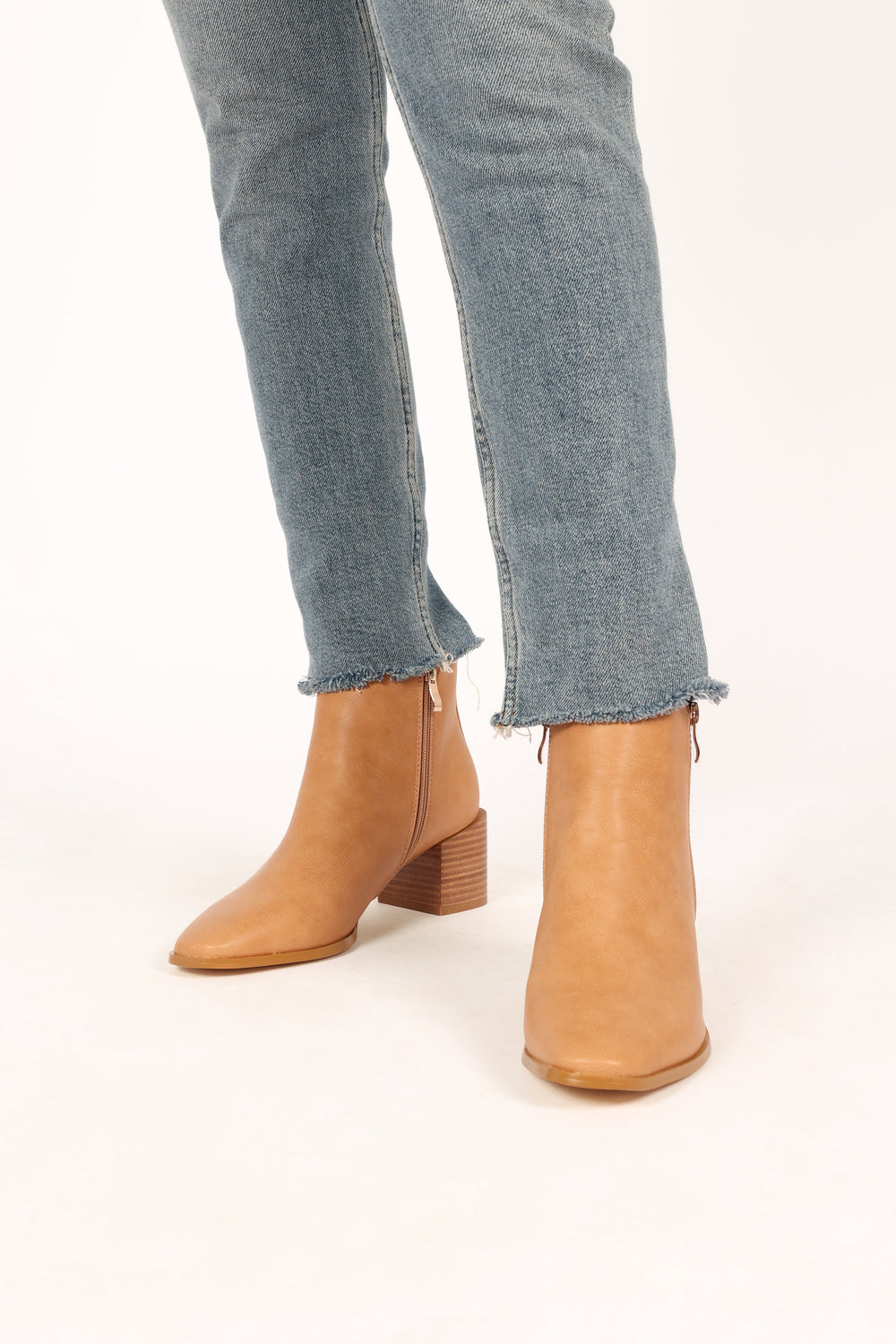 SHOES Oliver Ankle Boot - Camel