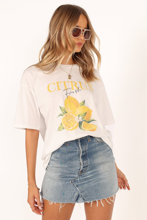 TOPS @Citrus Tee - White