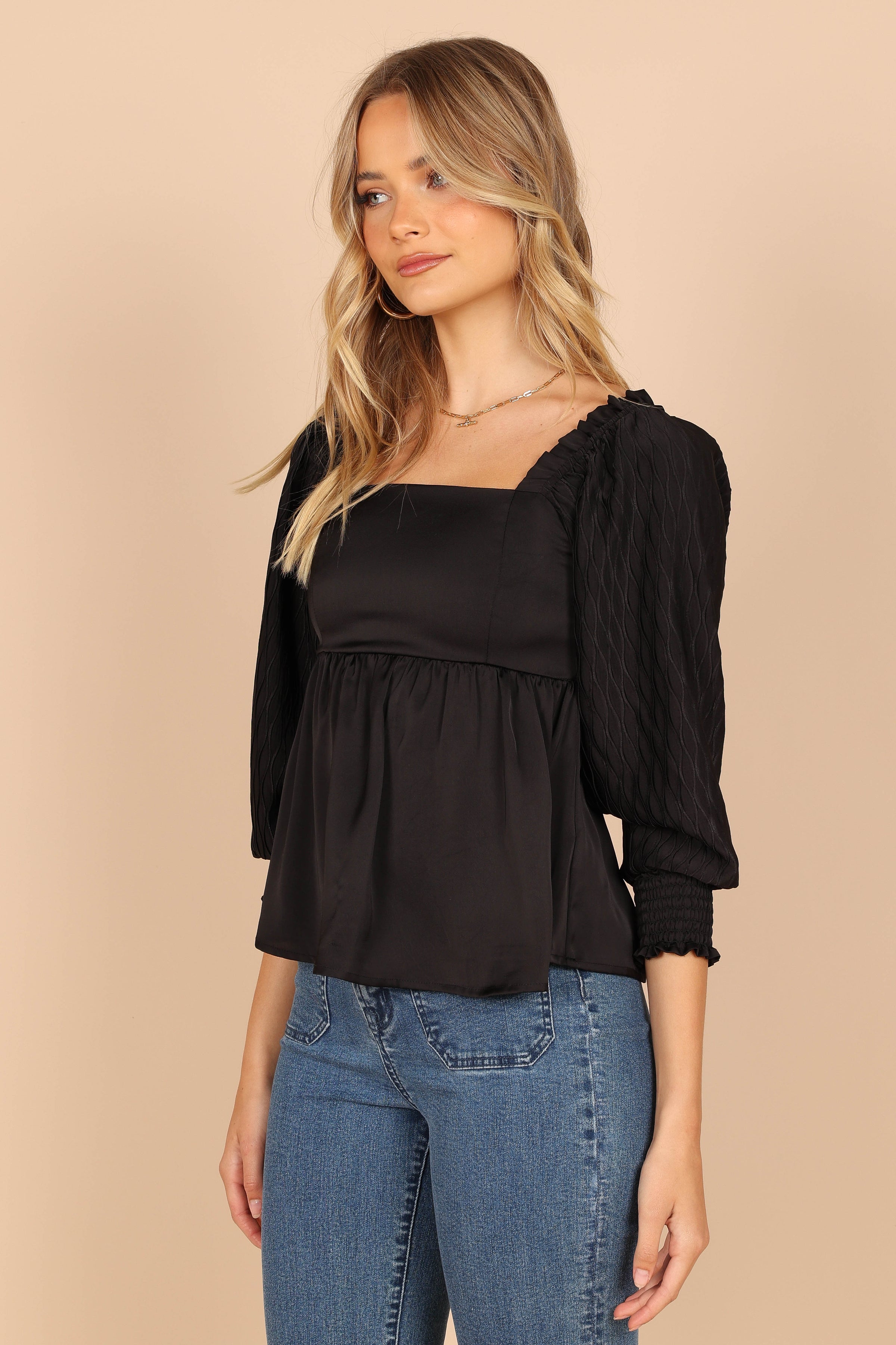 TOPS @Montana Satin Babydoll Top - Black