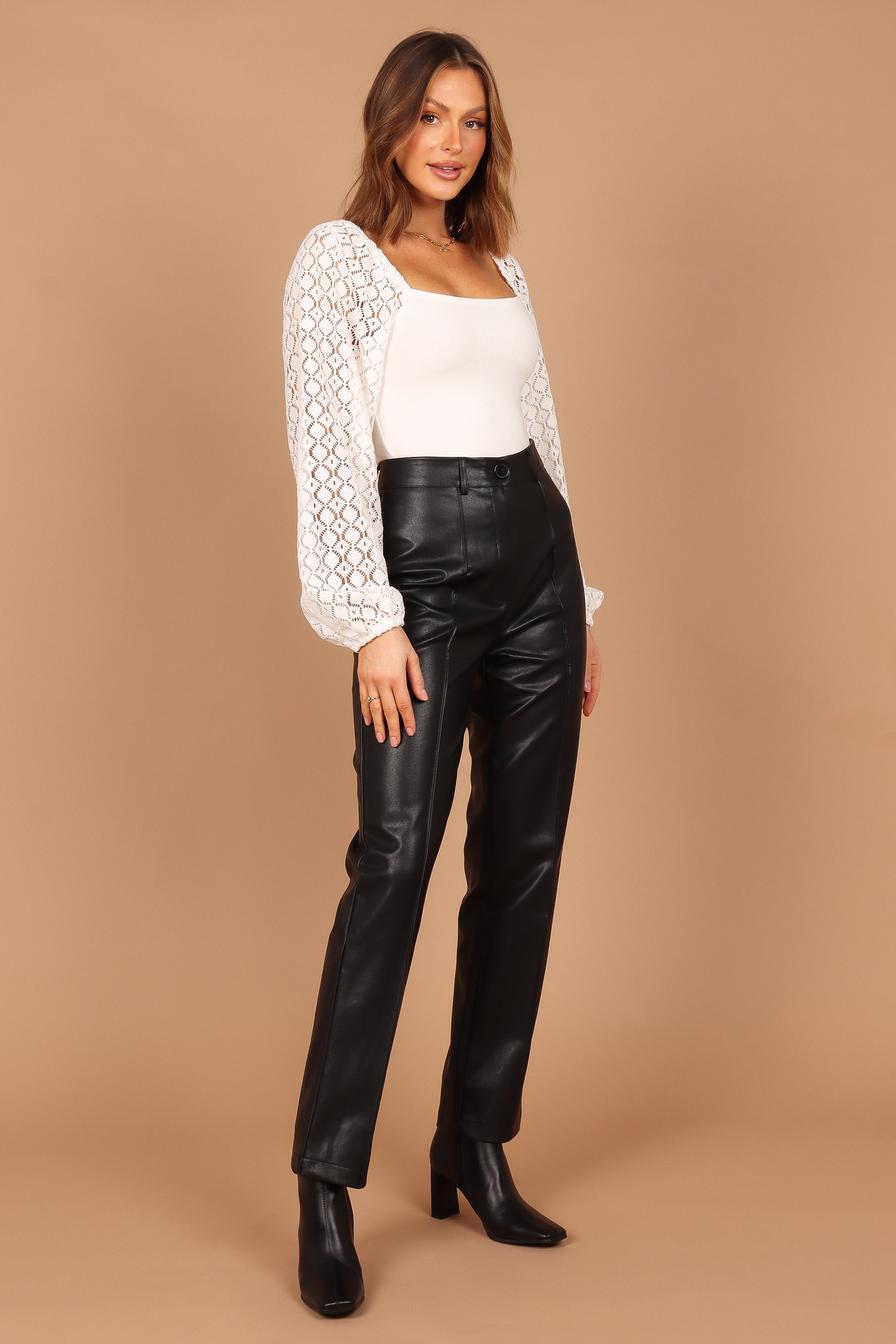 TOPS @Natasha Long Sleeve Lace Top - Ivory