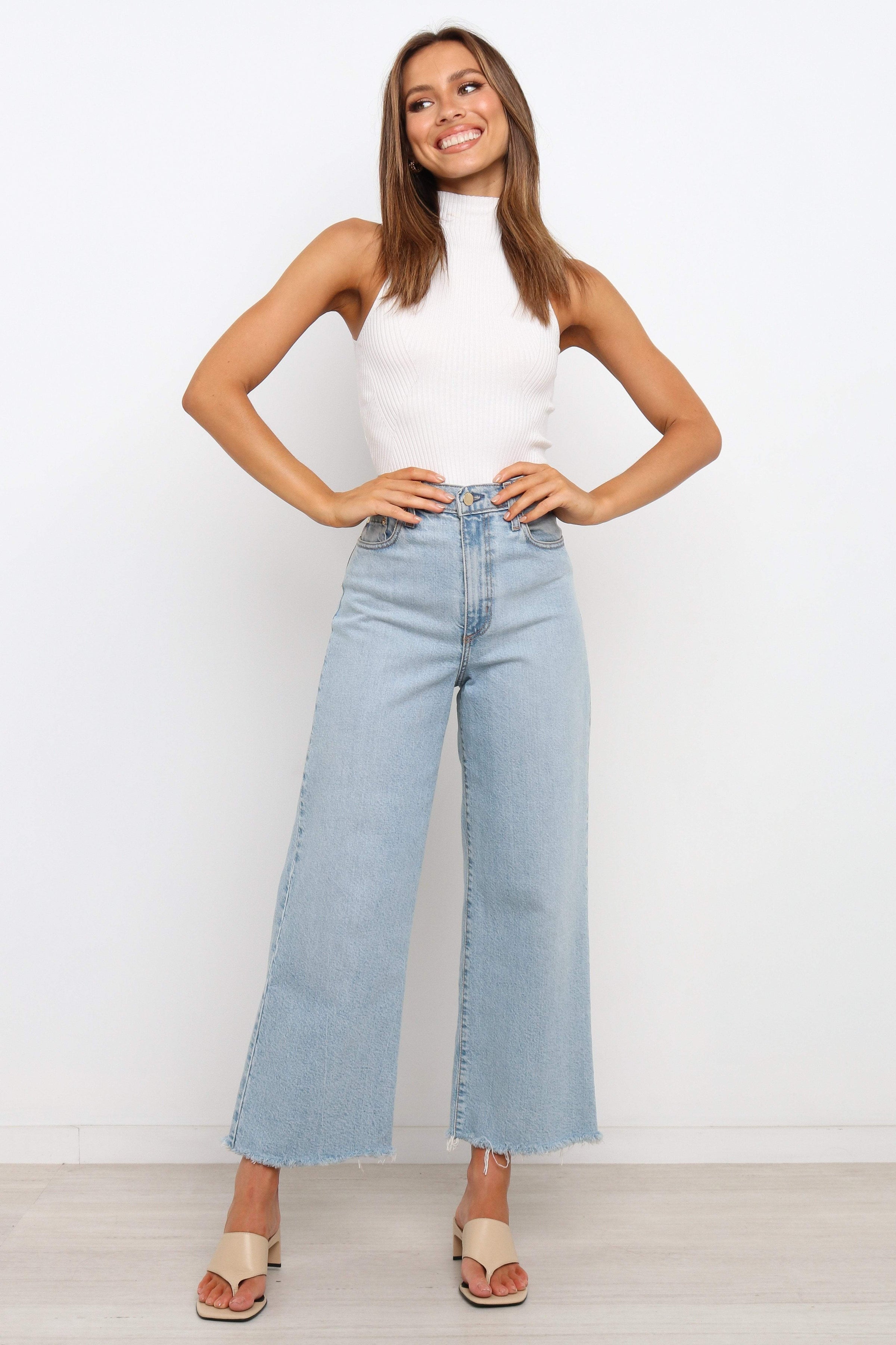 TOPS ***Runie Top - White