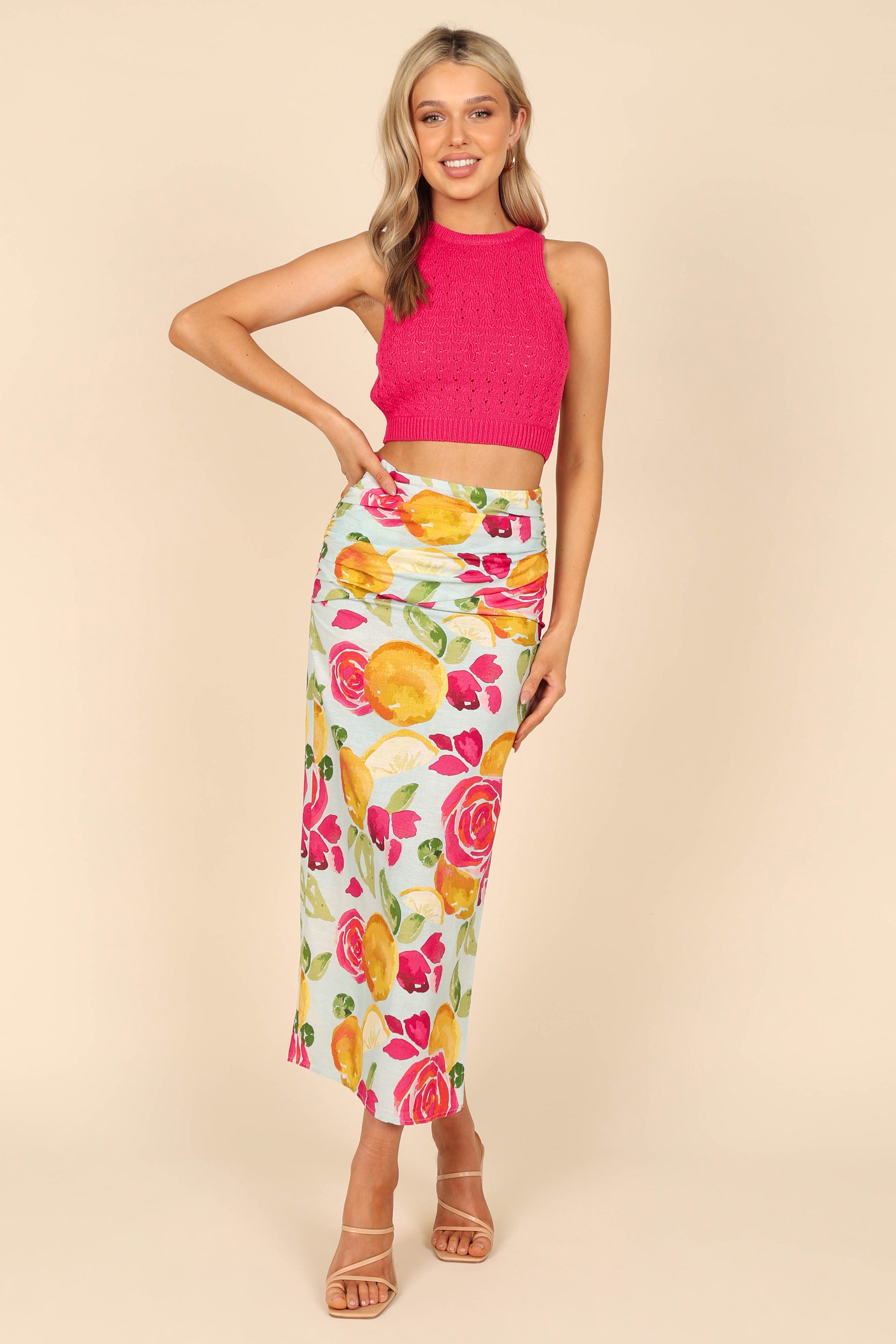 TOPS Sole Crochet Cropped Top - Berry